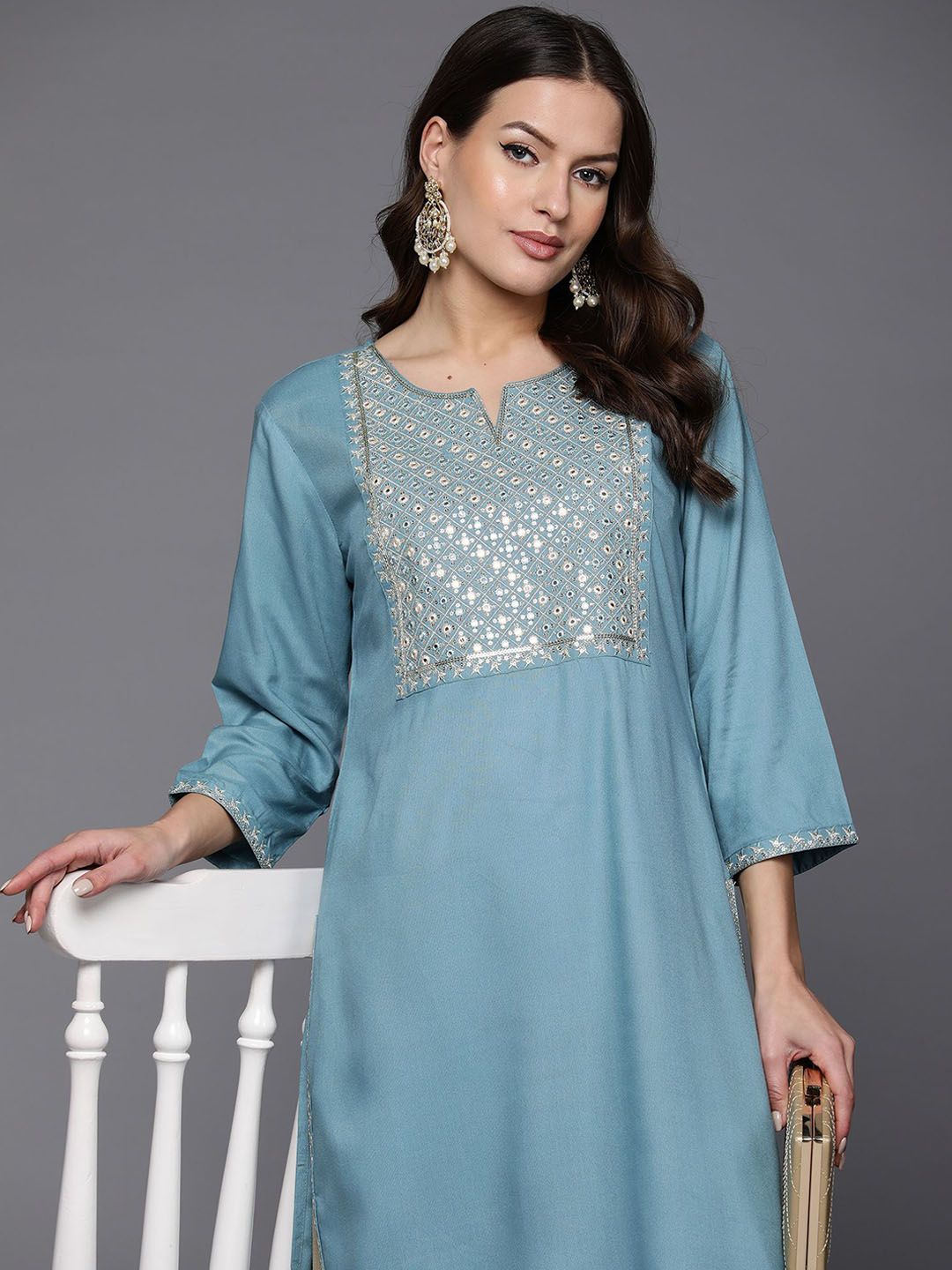 Dhiyona IE Blue Notch Neck Embroidered Mirror Work Straight Kurta