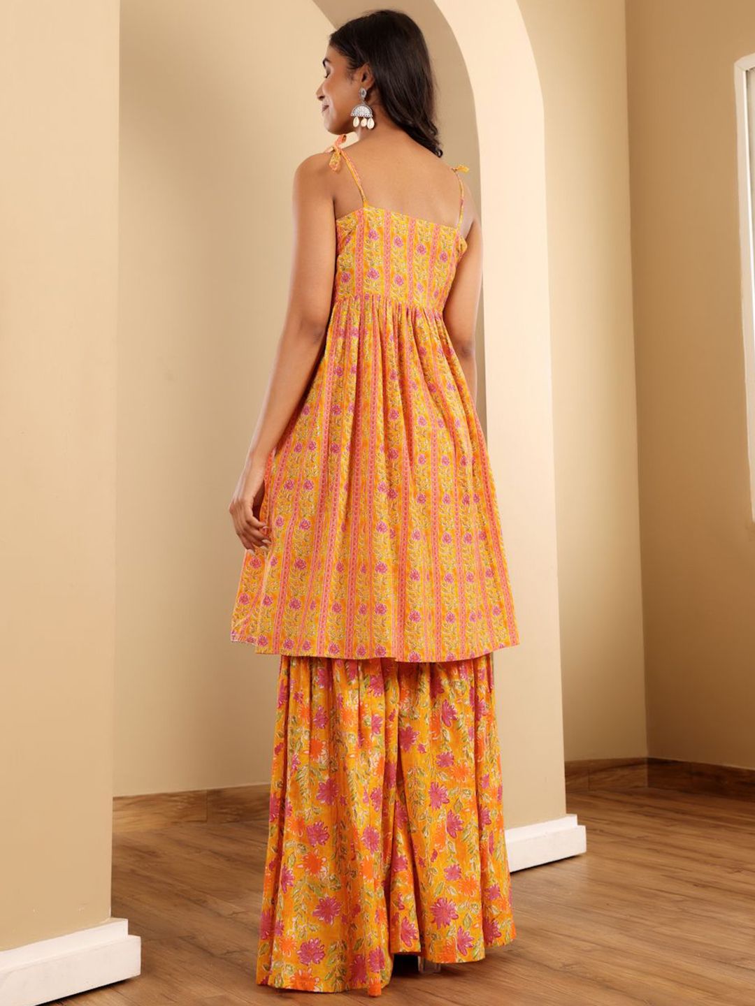 Dhiyona VA Women'sFloral Printed A-Line Kurta With Sharara And Dupatta