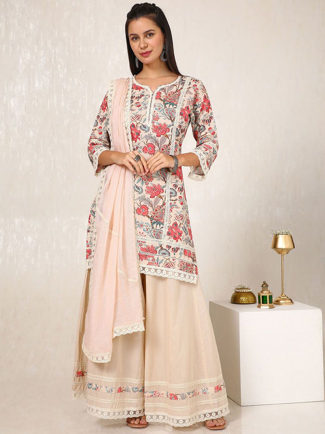 Dhiyona SO Women's Floral Printed Gotta Patti Linen Straight Kurti with Palazzos & Dupatta
