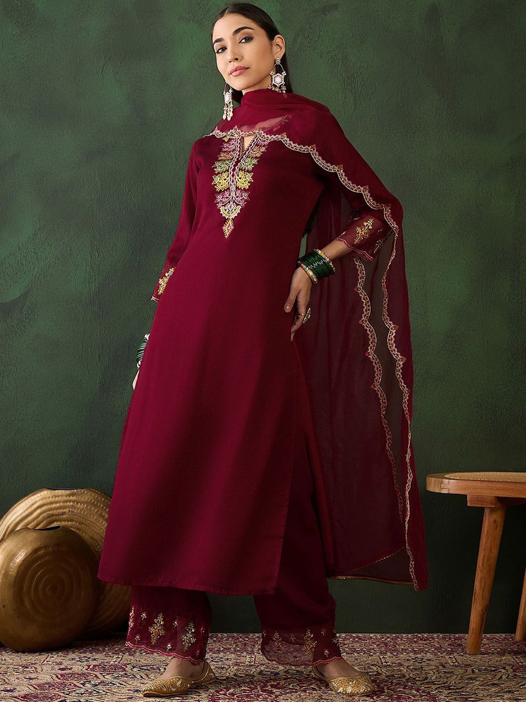 Dhiyona SN Women's Embroidered Three Quarter Sleeves Kurta & Trousers With Dupatta