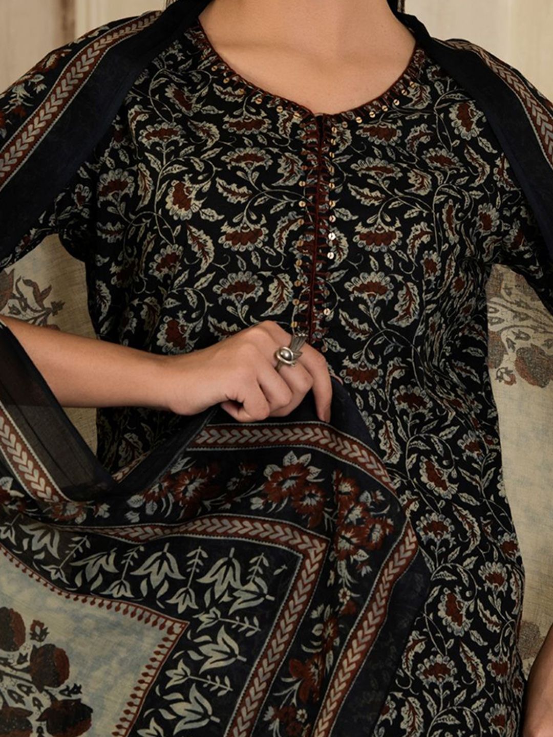Dhiyona SN Women's Floral Printed Cotton Kurta with Trousers & Dupatta
