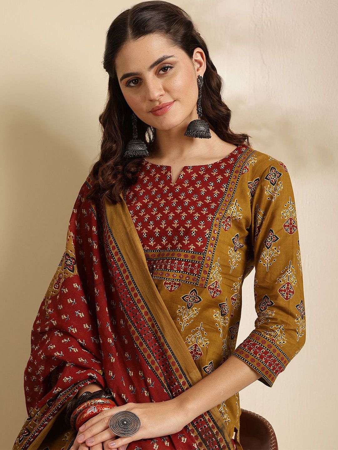 Dhiyona SN Women's Floral Printed Pure Cotton Straight Kurta & Trousers With Dupatta