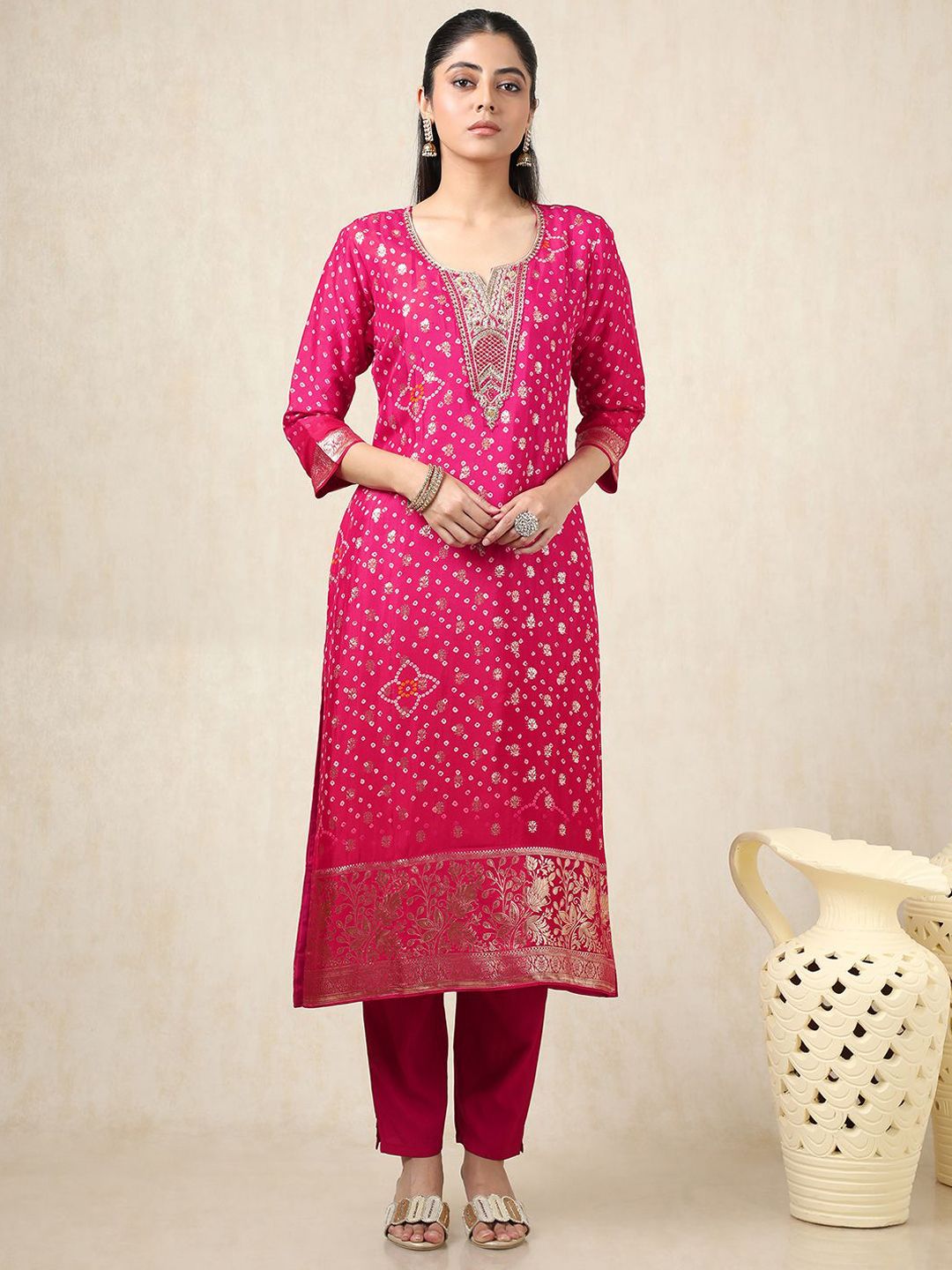 Dhiyona SO Women's Bandhani Printed Notch Neck Organza Sequinned Kurta With Trousers And Dupatta