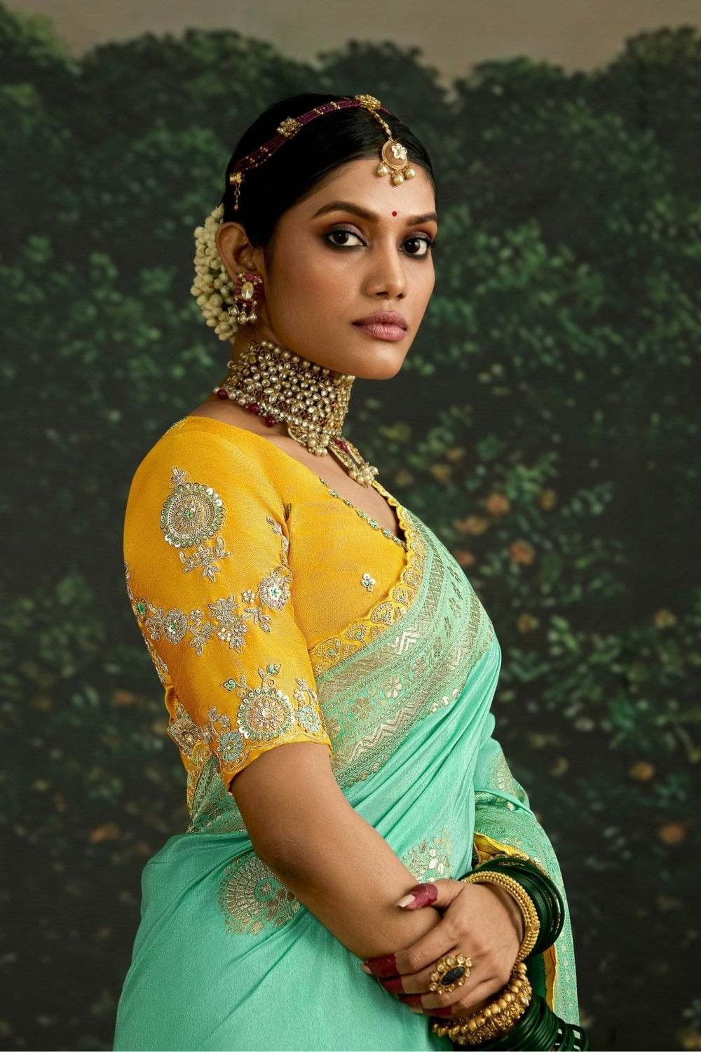 Dhiyona KM Women Sea Green Banarasi Saree With Golden Zari Work