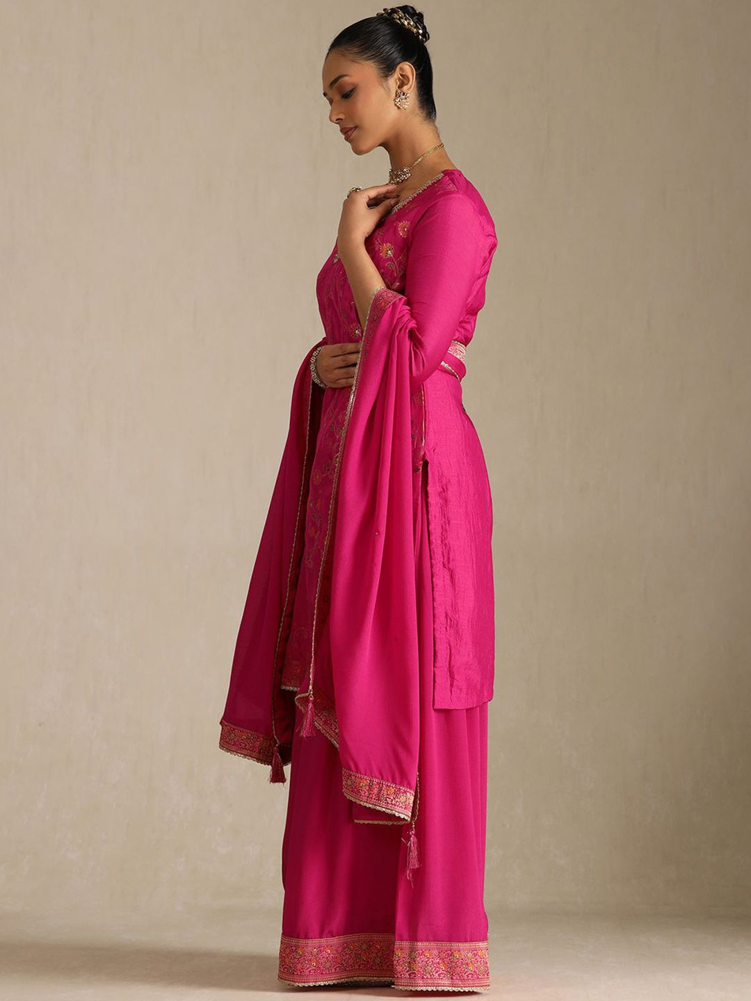 Dhiyona SO Women's Floral Printed Beads & Stones Brocade Weave Round Neck Kurta With Palazzos & Dupatta