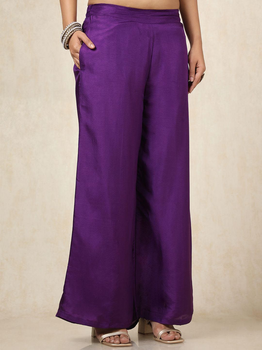 Dhiyona SO Women's Bandhani Printed V-Neck Beads And Stones Straight Kurta With Palazzos And Dupatta