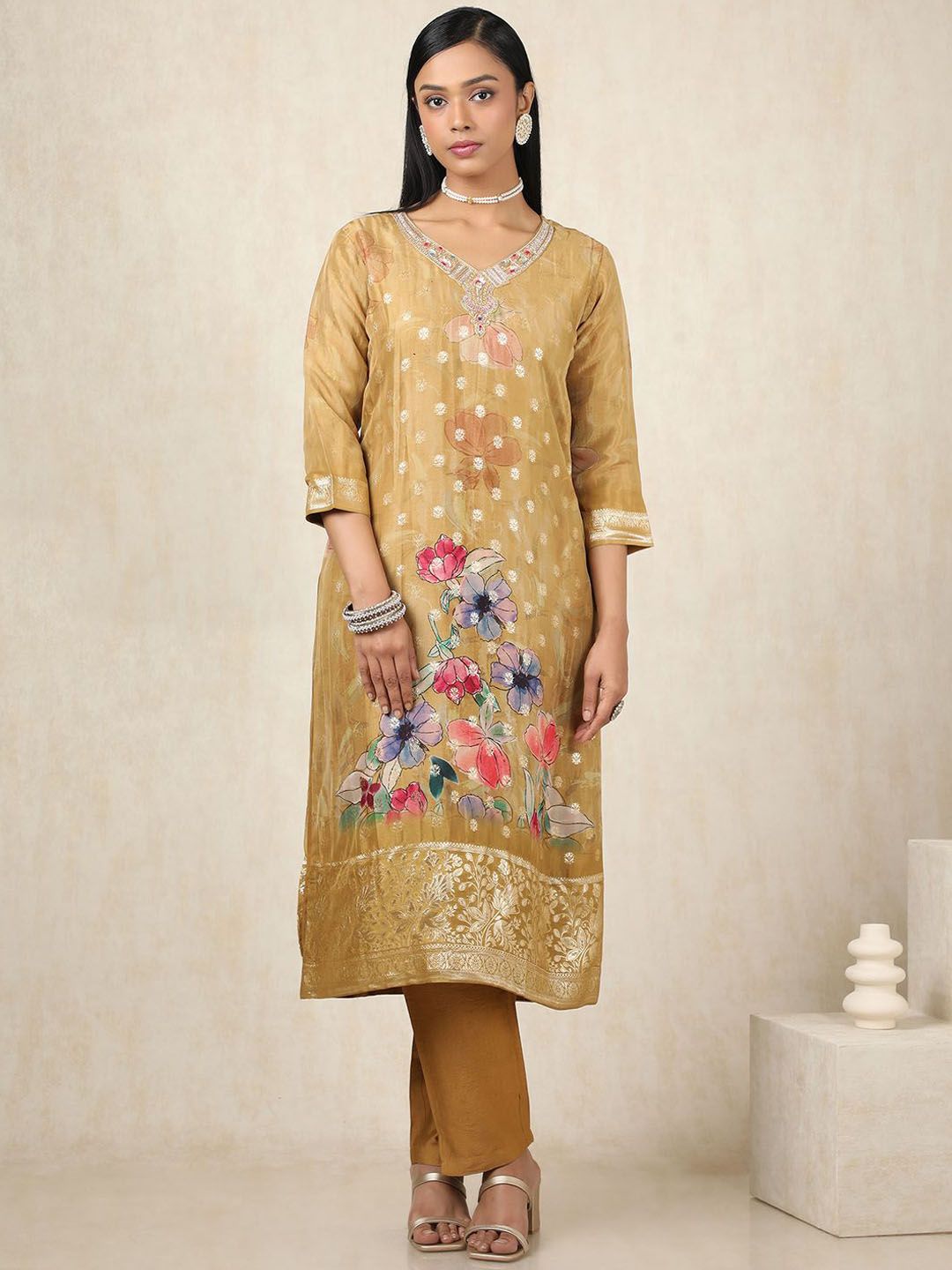 Dhiyona SO Women's Floral Botanical Printed V-Neck Thread Work Brocade Kurta With Trousers & Dupatta