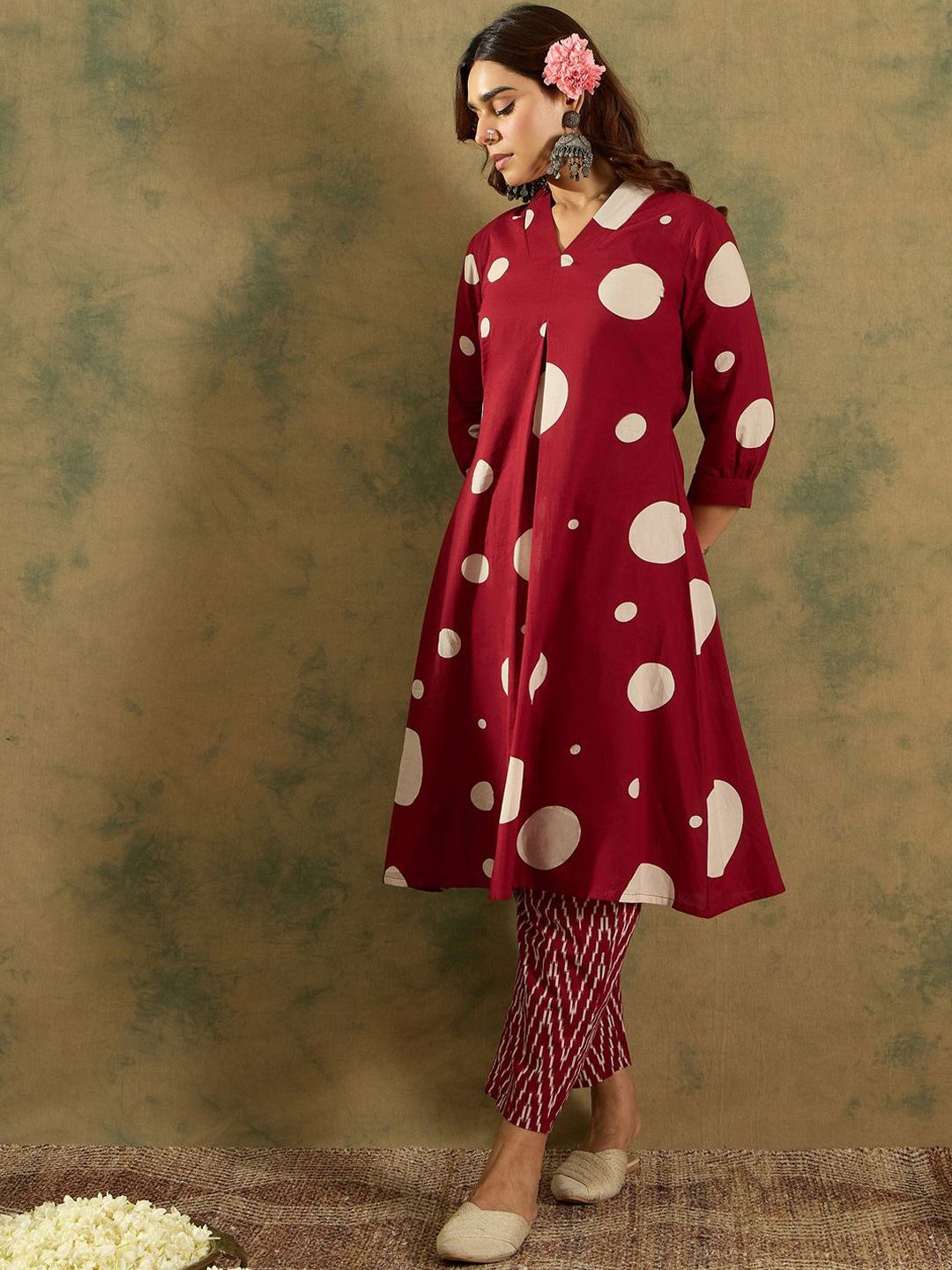 Dhiyona IE V-Neck Printed Pleated Pure Cotton A-Line Kurta with Trousers