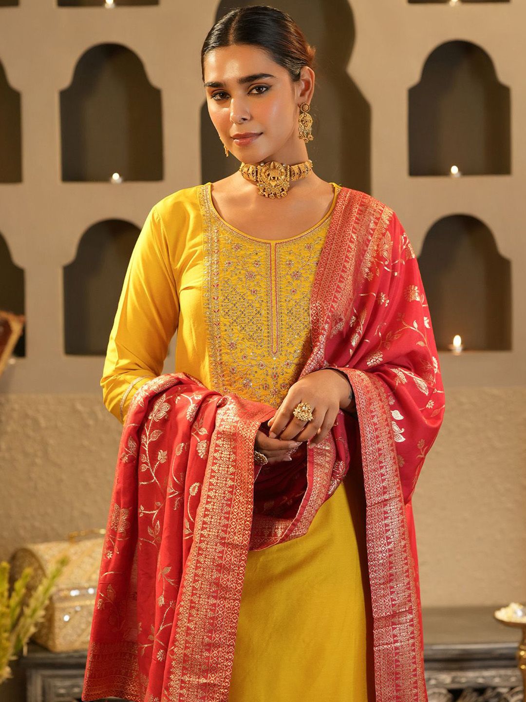 Dhiyona IE Women's Floral Yoke Design Round Neck Zari Straight Kurta & Trousers With Dupatta