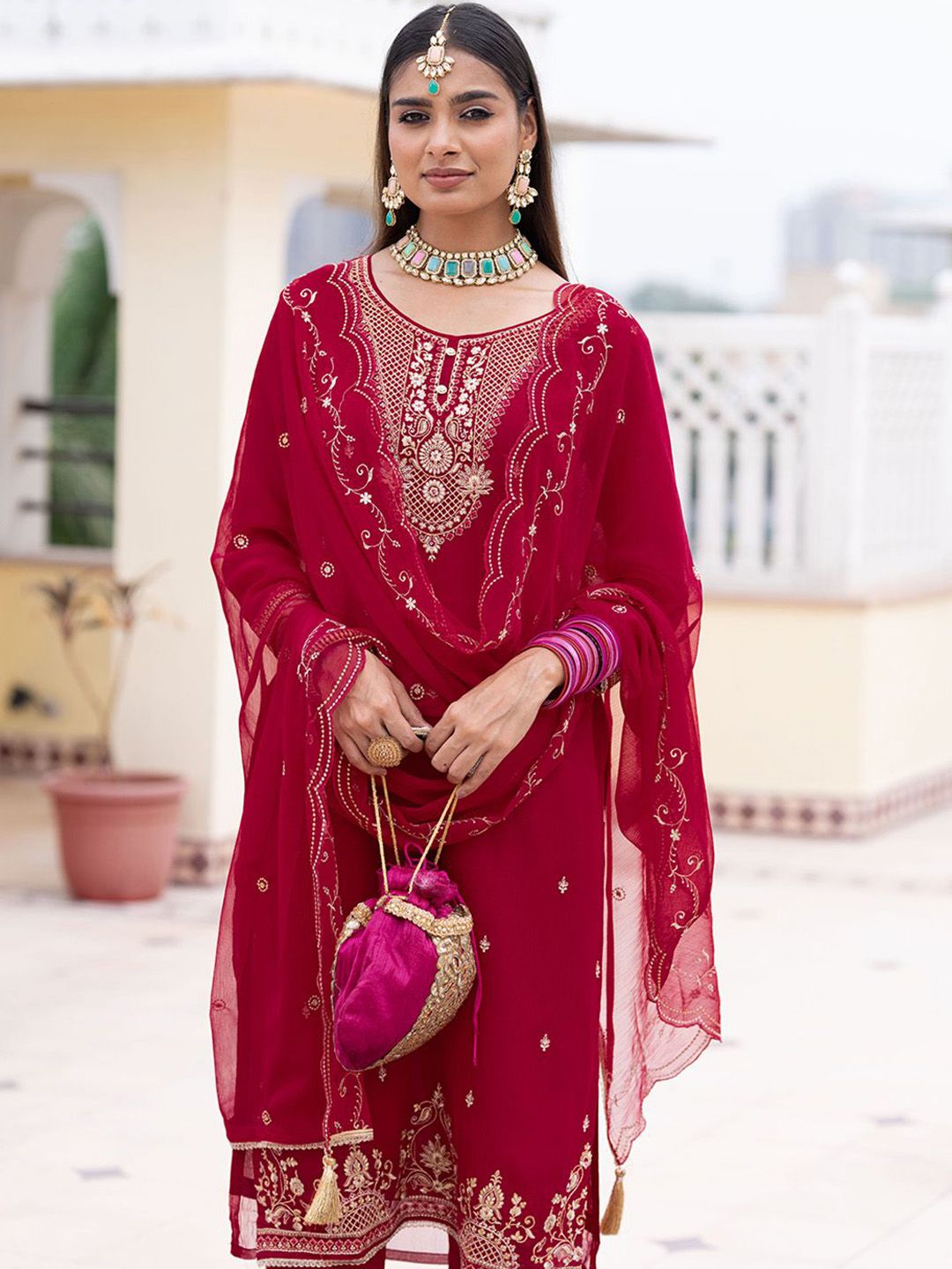 Dhiyona CH Embroidered Round Neck Thread Work Kurta With Trousers & Dupatta