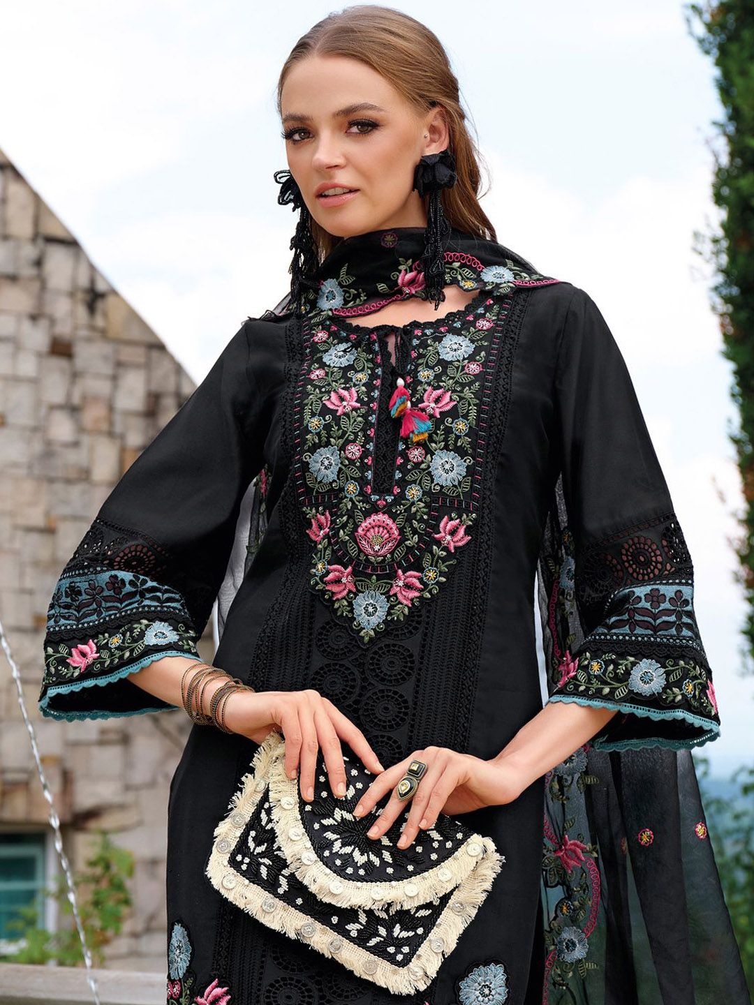 Floral Embroidered Tie-Up Neck Thread Work Straight Kurta With Trousers & Dupatta