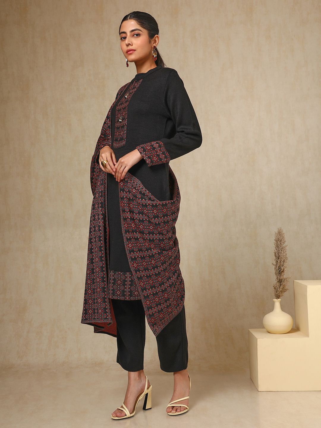 Dhiyona SO Women's Black Geometric Woven Design Acrylic Straight Kurta With Trouser & Dupatta