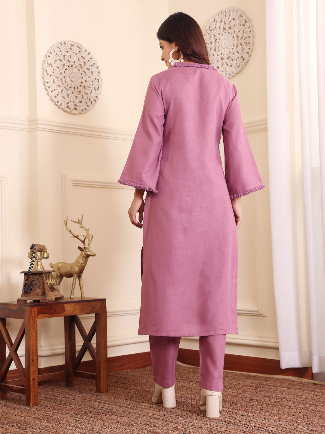 Dhiyona VR Women's Purple Fringed V Neck Kurta Set