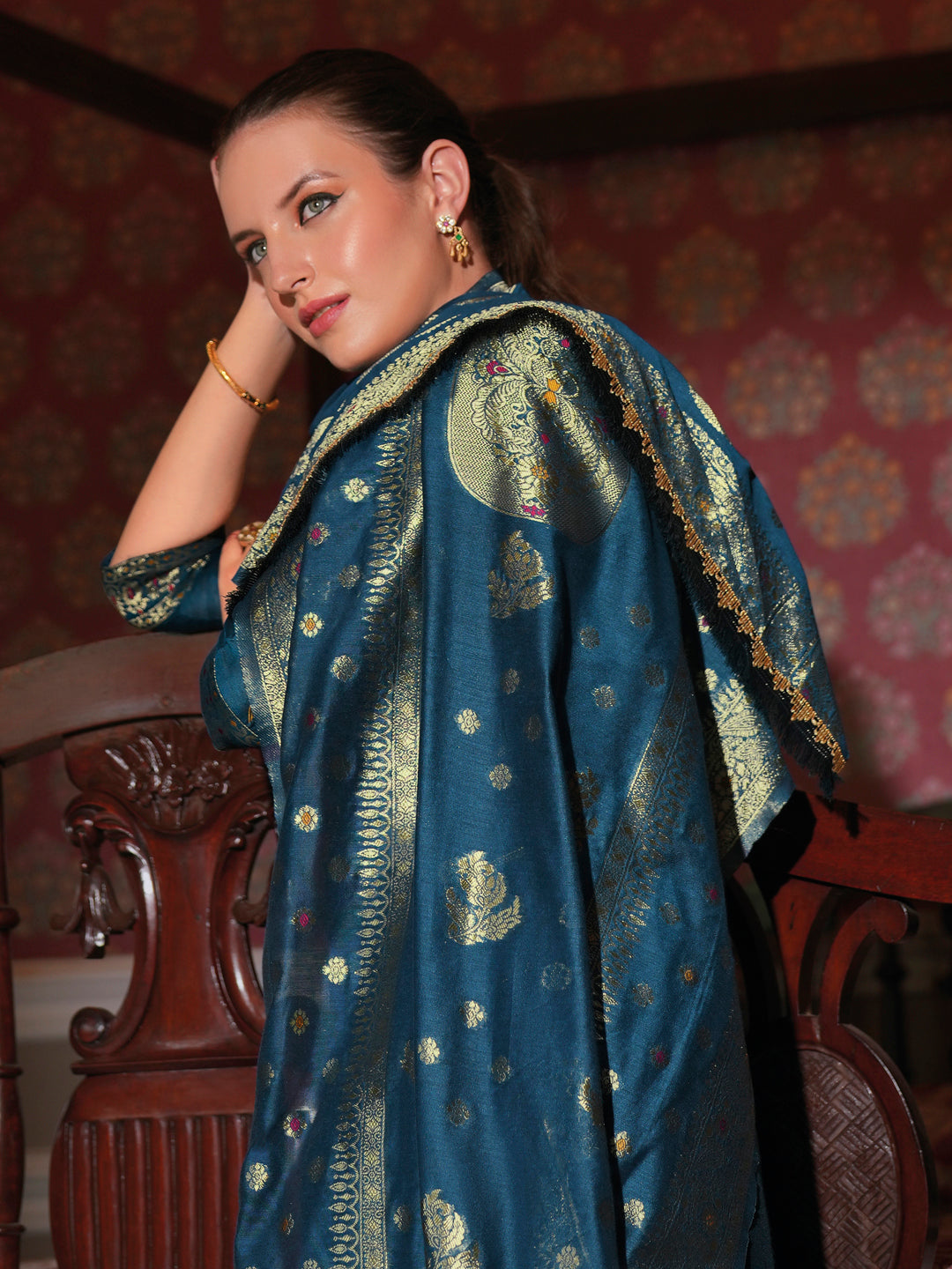 Dhiyona VV Women's Silk Blend Kurta Pant Dupatta Set