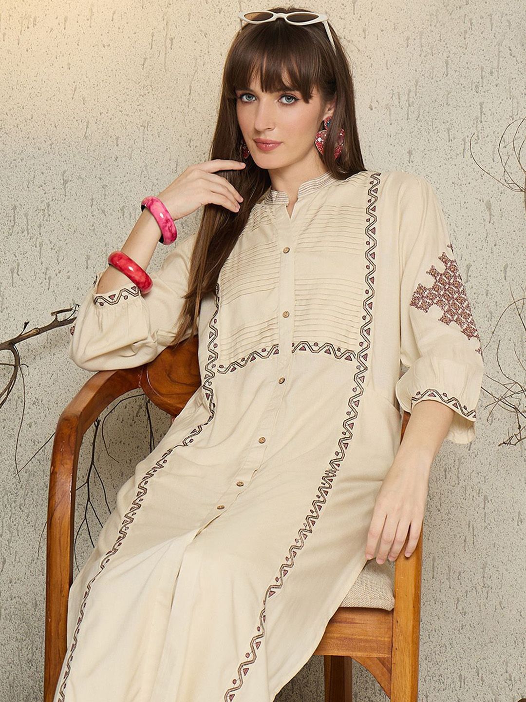 Women Ethnic Motifs Embroidered Regular Mirror Work Kurta with Palazzos