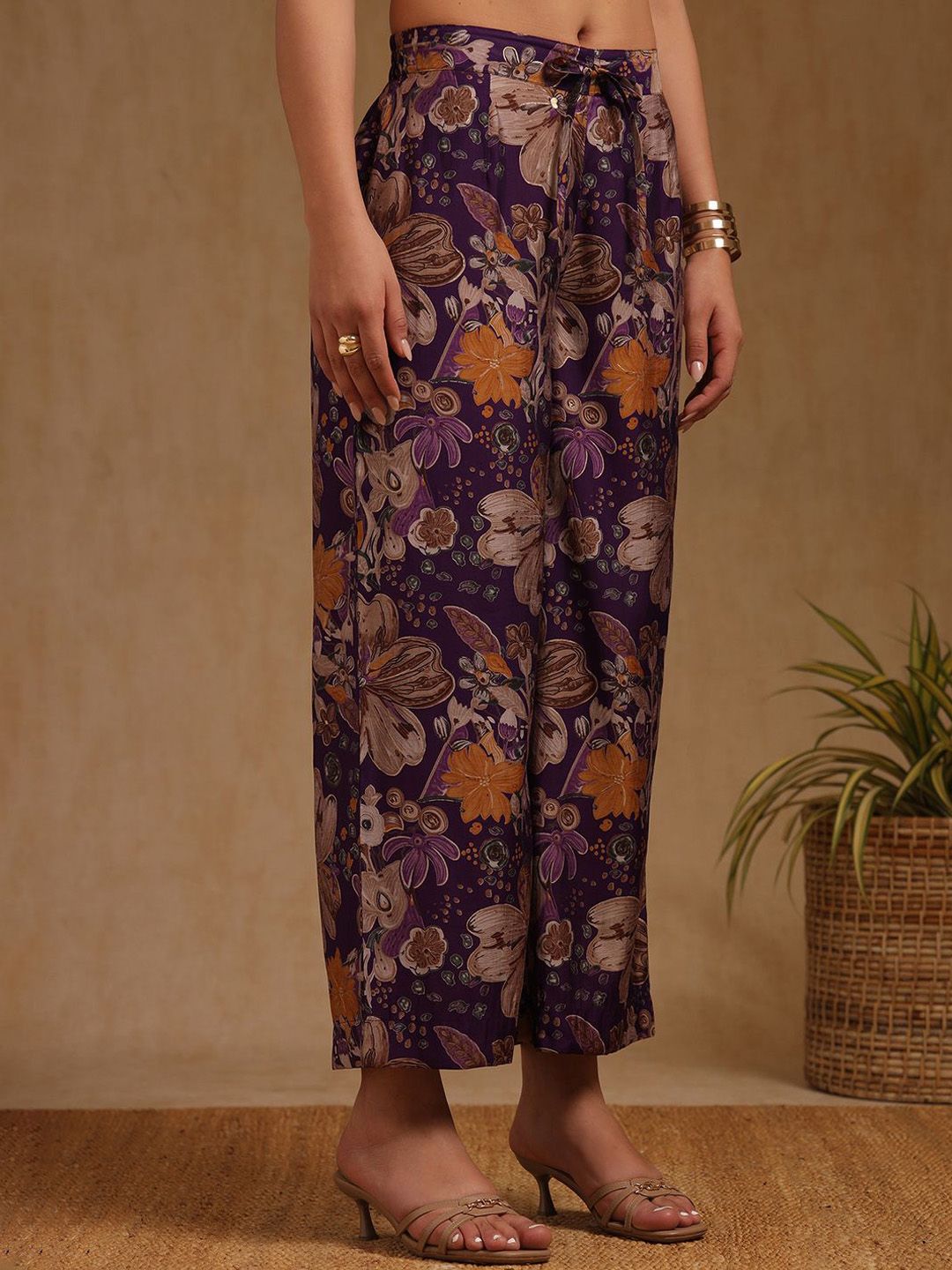 Dhiyona SO Women's Floral Printed Shirt Collar Zari Muslin Straight Kurta With Palazzos