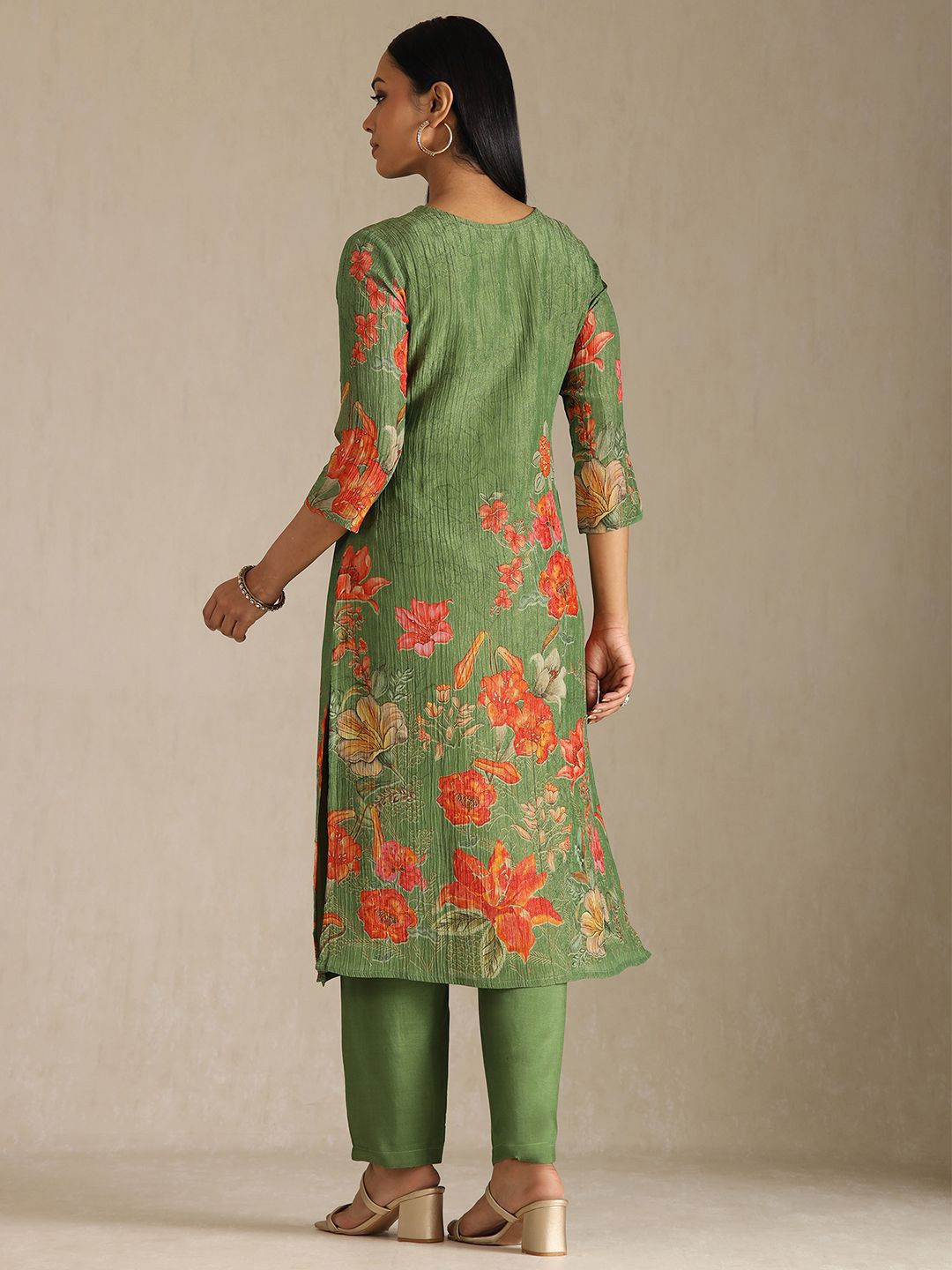 Dhiyona SO Women's Floral Printed Mirror Work Straight Kurta with Trouser