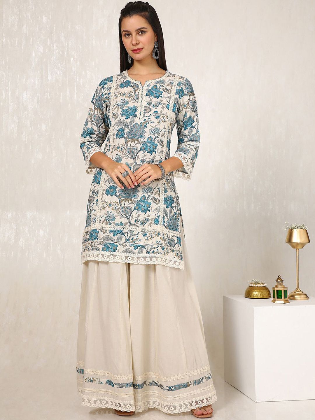 Dhiyona SO Women's Floral Printed Regular Gotta Patti Linen Straight Kurti with Palazzos & Dupatta