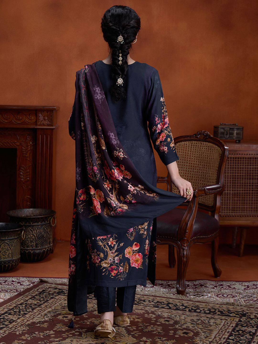 Dhiyona WP Floral Embroidered Beads and Stones Straight Kurta with Trousers & Dupatta
