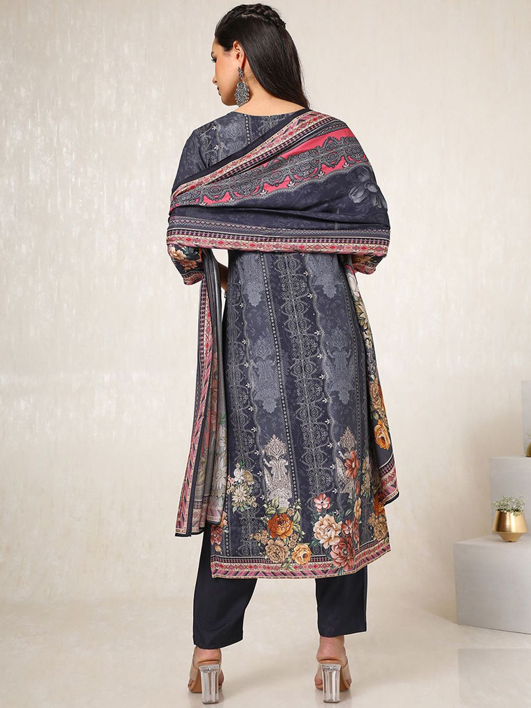 Dhiyona SO Women's Floral Printed Straight Kurta with Trousers & Dupatta