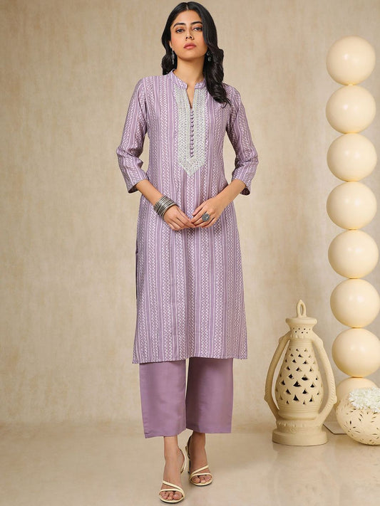 Dhiyona SO Women's Striped Mandarin Collar Thread Work Chanderi Cotton Straight Kurta With Trouser