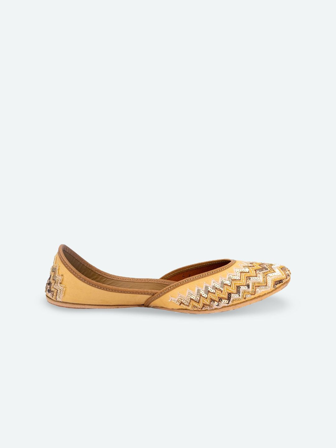 Dhiyona HOP Women Hand Embroidered Leather Mojaris