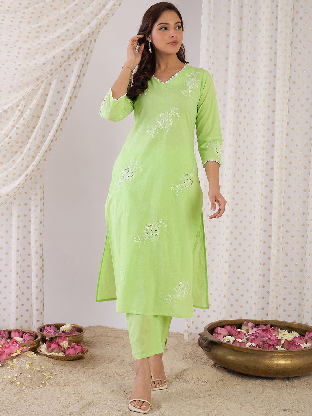 Dhiyona IE Embroidered Three-Quarter Sleeves V-Neck Pure Cotton Tunic With Trouser
