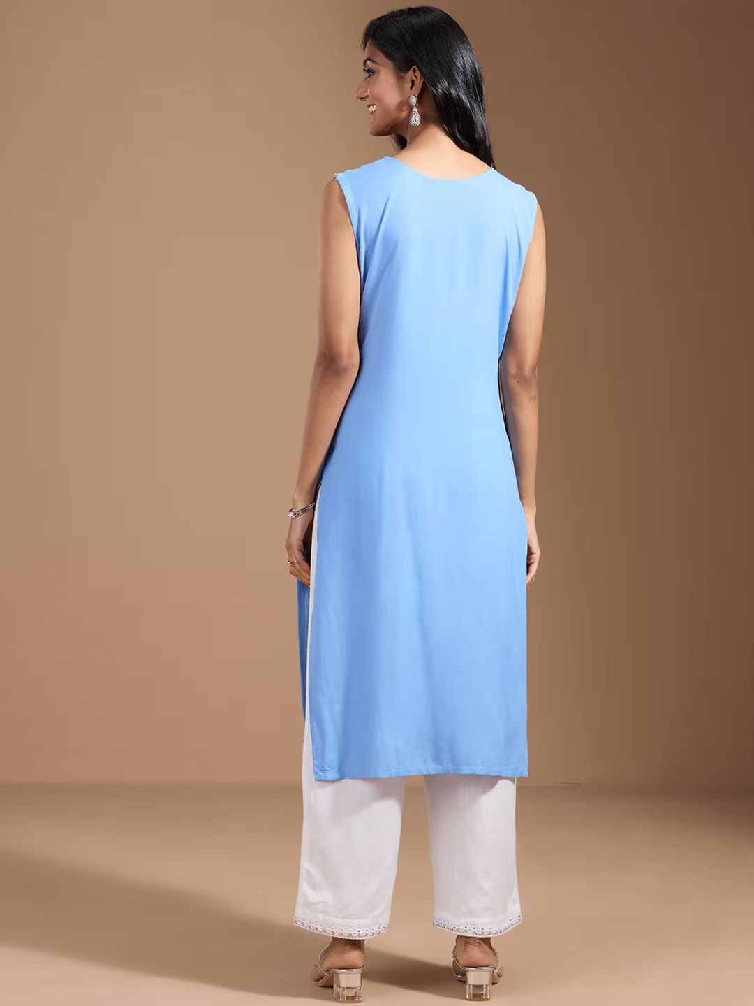 Dhiyona OD Women Thread Work Kurta