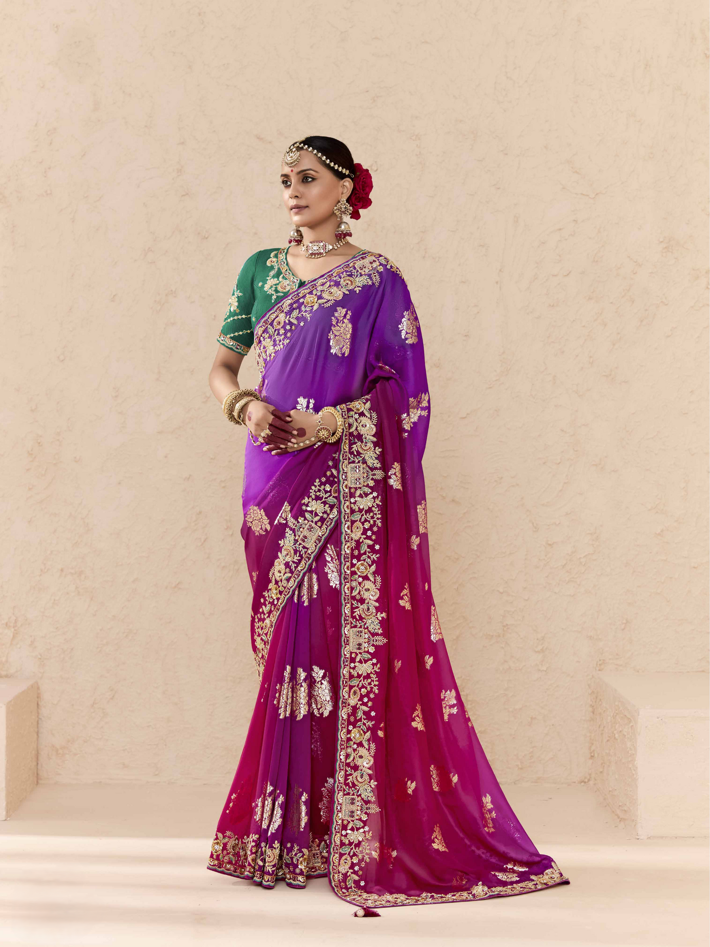 Dhiyona KM Women Shaded Purple & Pink Tussar Silk Saree