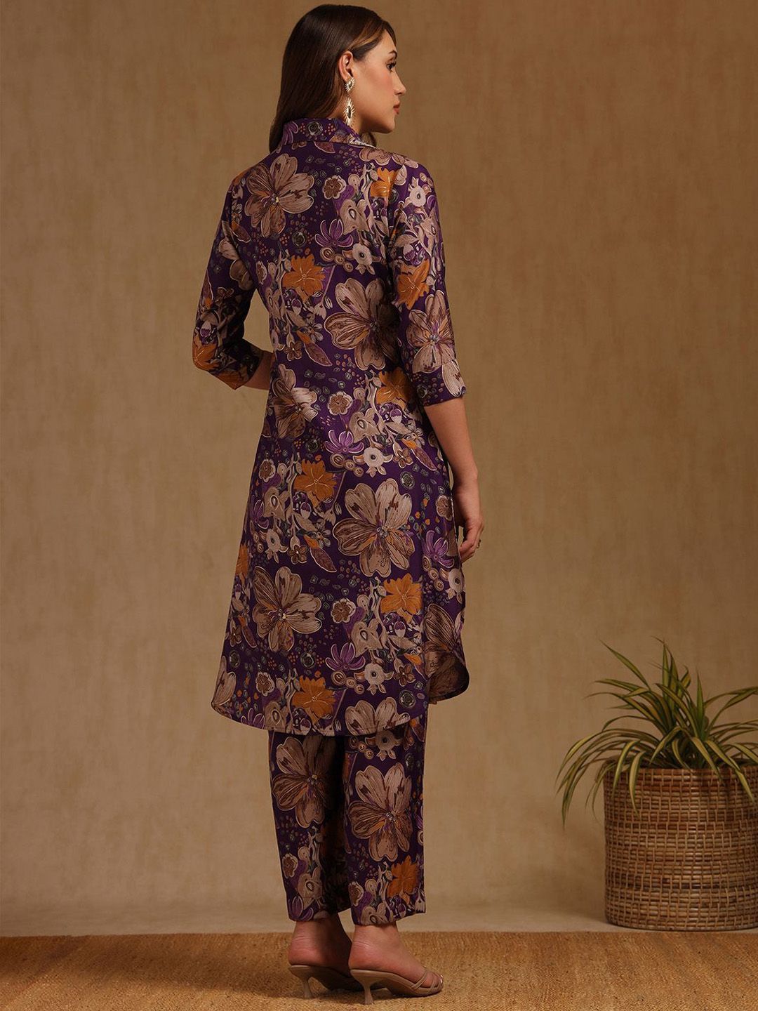 Dhiyona SO Women's Floral Printed Shirt Collar Zari Muslin Straight Kurta With Palazzos