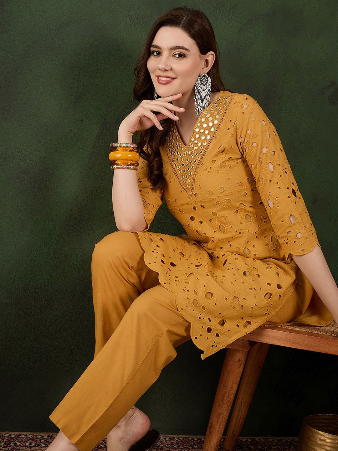 Dhiyona SN Women's Embroidered Pure Cotton Kurta & Trousers