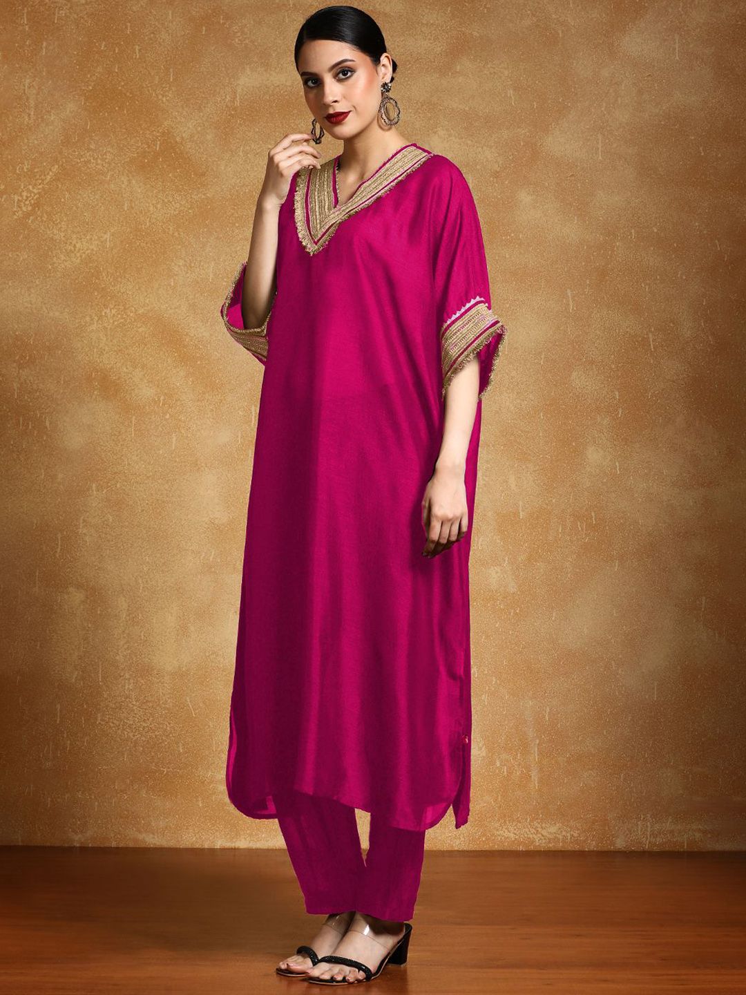 Dhiyona VA Women'sYoke Design Kurta with Trousers