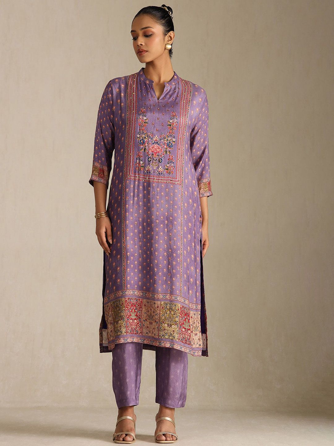 Dhiyona SO Women's Women Floral Printed Sequinned Kurta Set With Dupatta