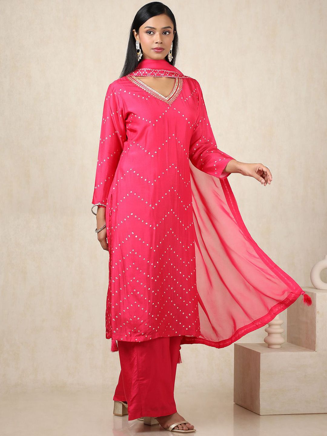 Dhiyona SO Women's Bandhani Printed V-Neck Sequinned Straight Kurta With Palazzos & Dupatta