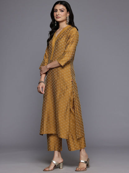 Dhiyona VA Women'sWoven Design Kurta With Palazzos & Dupatta
