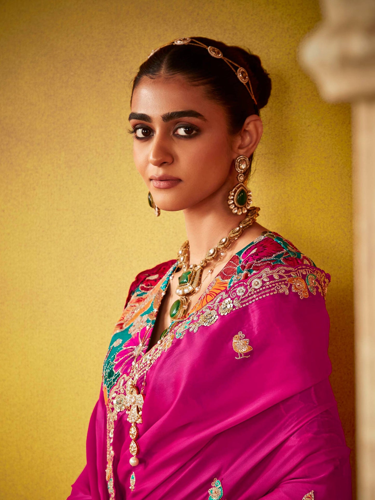 Dhiyona KM Women Regal Magenta Elegance: A Timeless Saree Of Opulence