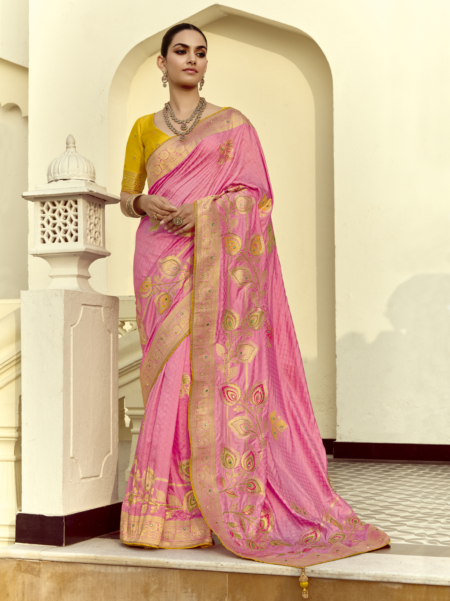 Dhiyona KM Women Pink Silk Saree With Contrast Yellow Blouse