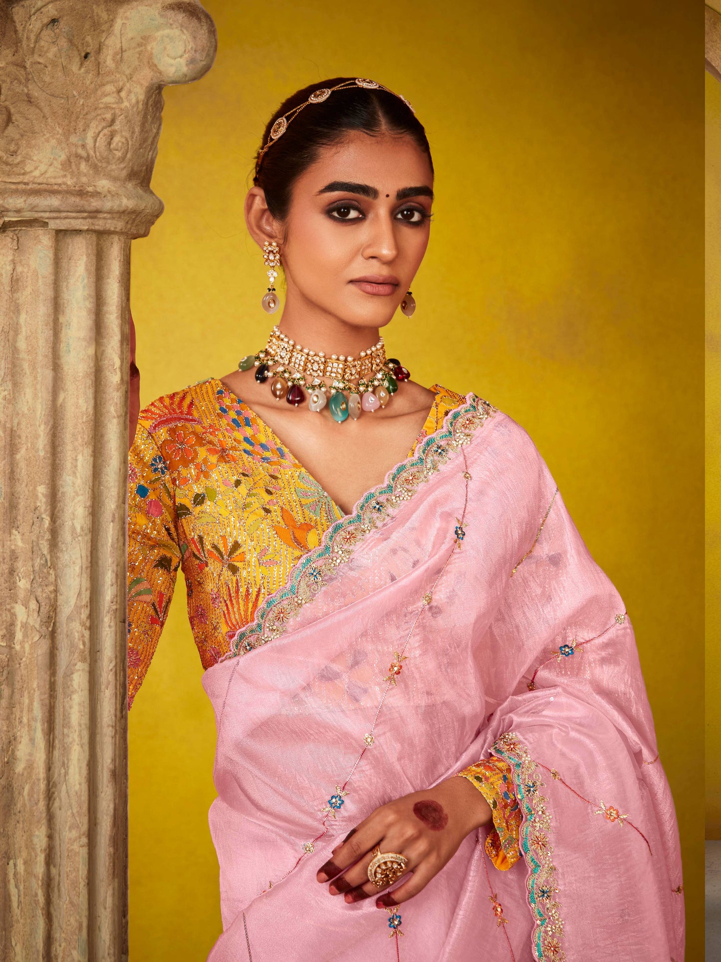 Dhiyona KM Women Pink Saree With Floral Embroidered Blousepink Saree With Floral Embroidered Blouse