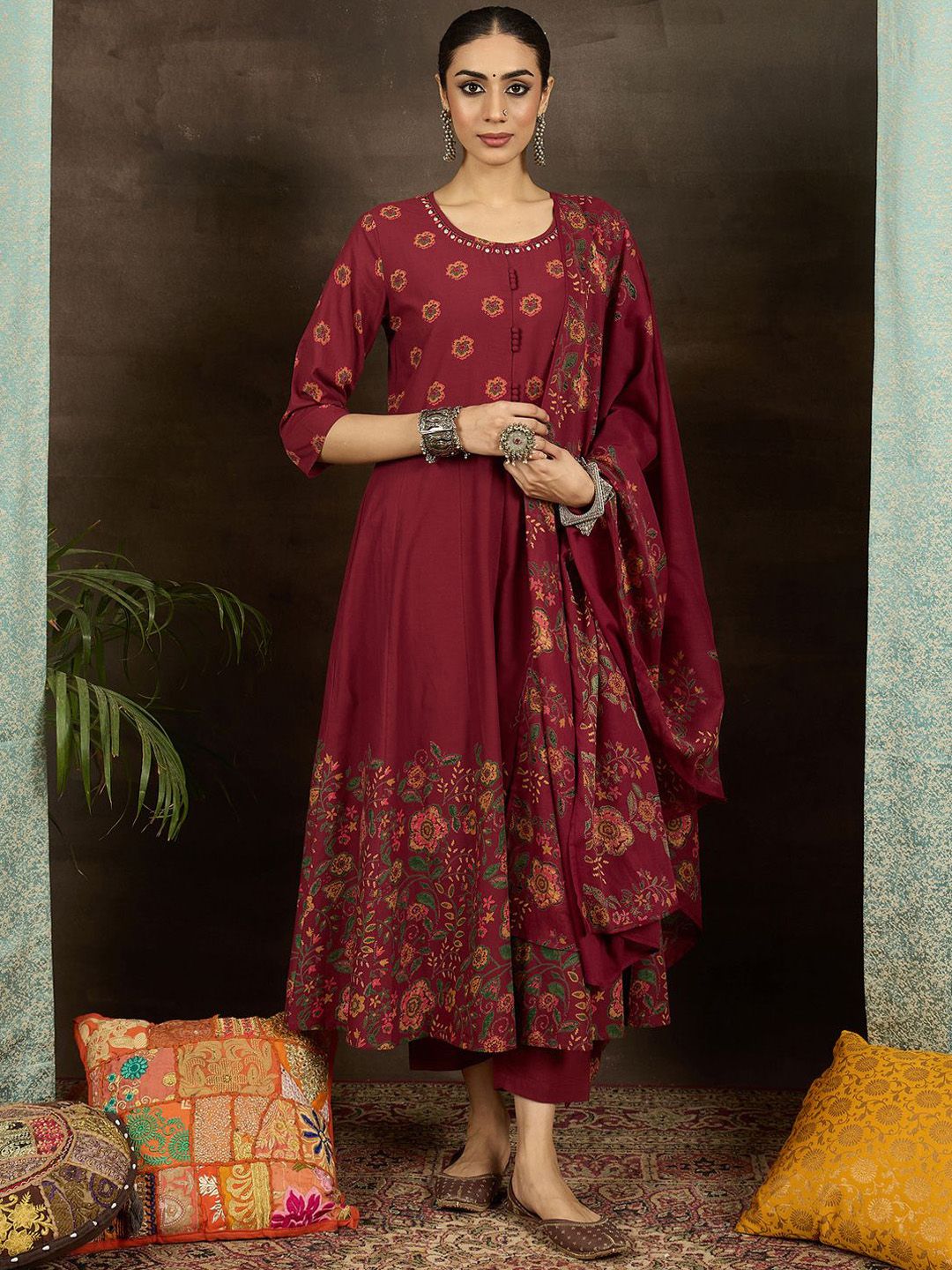 Women Floral Printed Beads and Stones Pure Cotton Kurta with Trousers & Dupatta