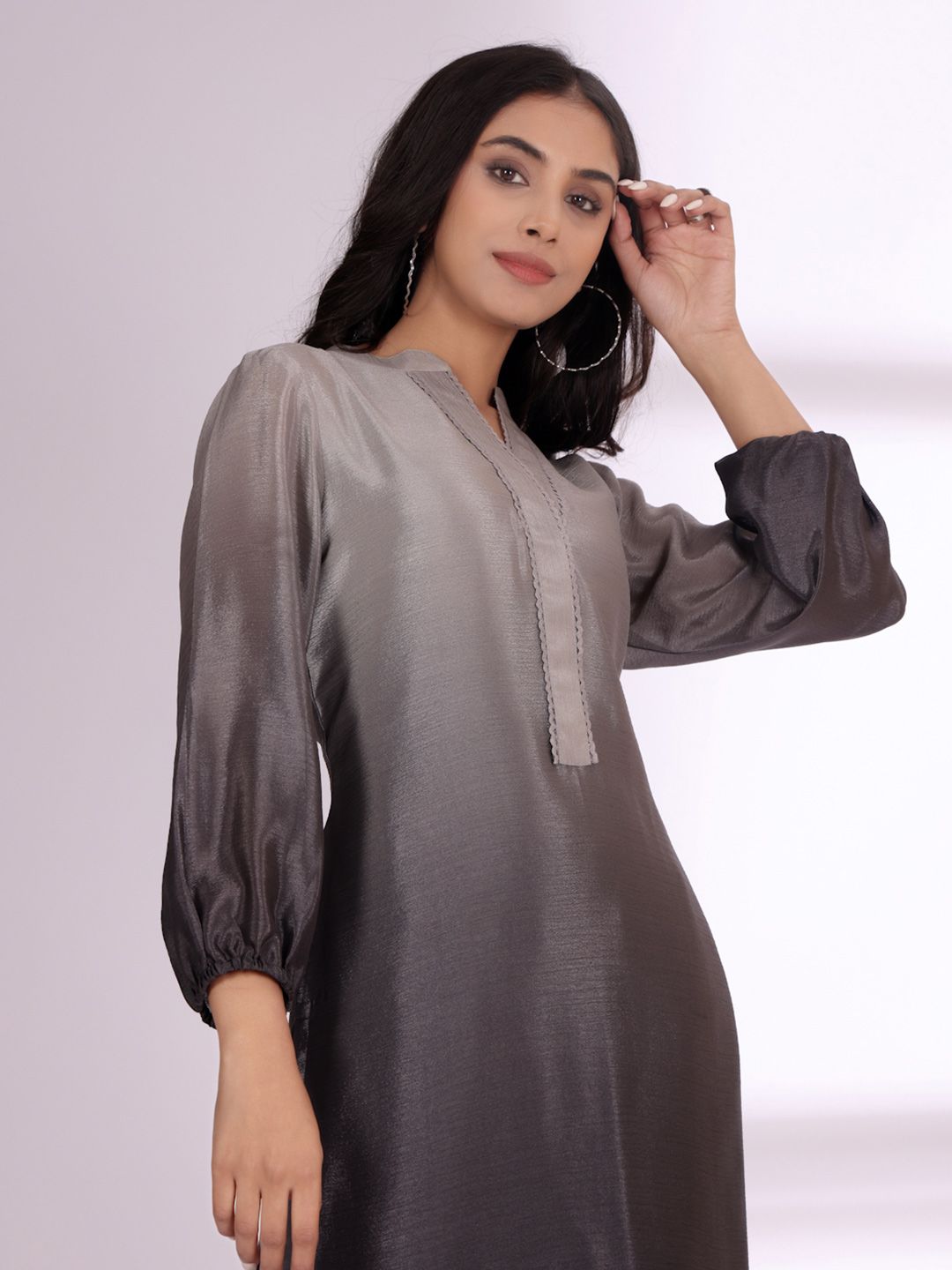 Dhiyona VA Women'sMandarin Collar Straight Kurta with Trousers