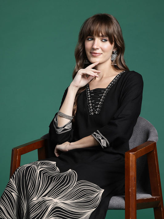 Dhiyona IE Floral Printed Regular Beads and Stones Kurta with Trousers