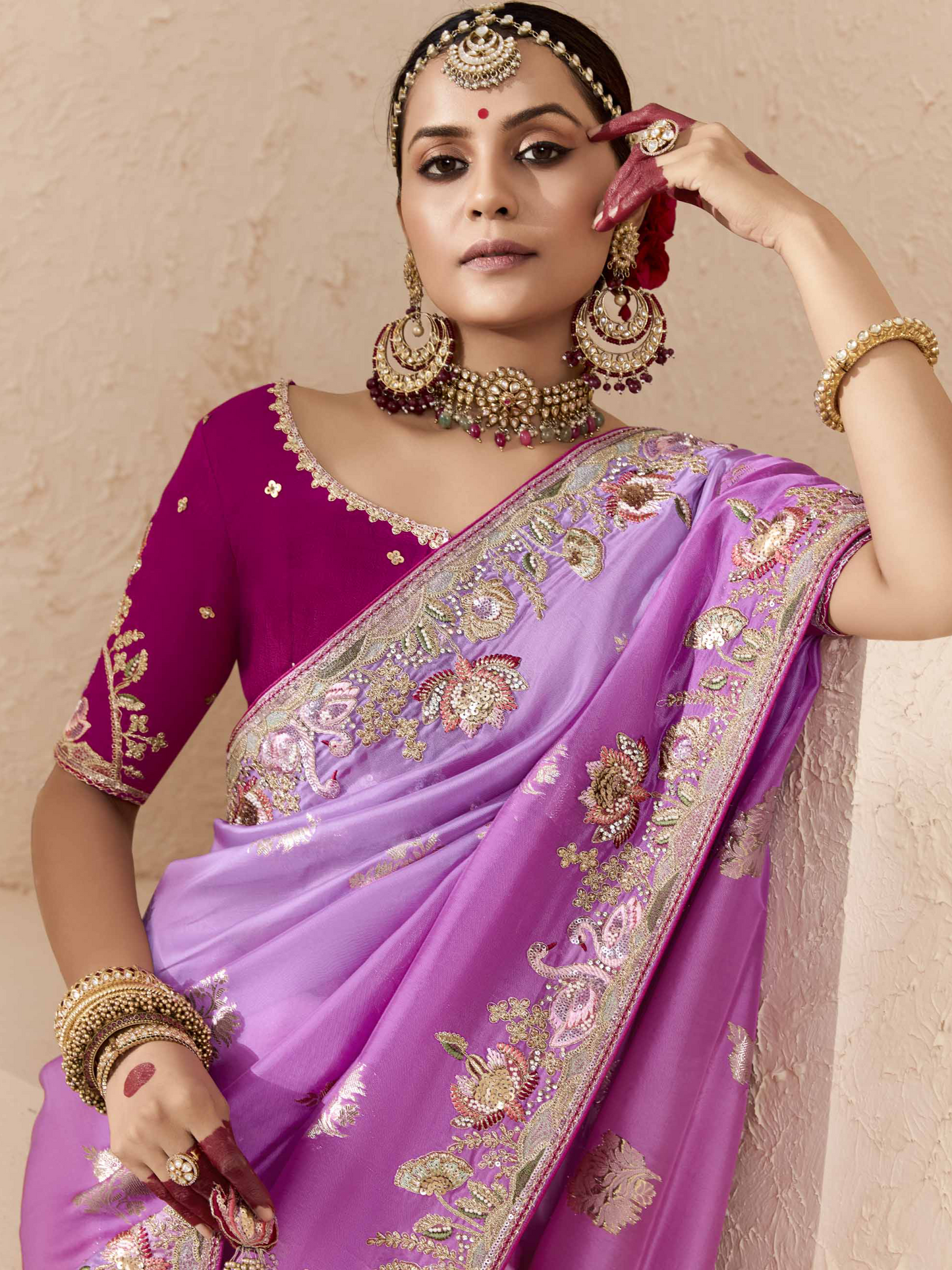 Dhiyona KM Women Shaded Pink & Lavender Tussar Silk Saree