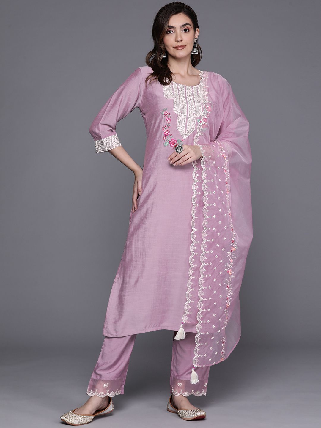 Dhiyona IE Floral Embroidered Regular Thread Work Kurta With Trousers & Dupatta