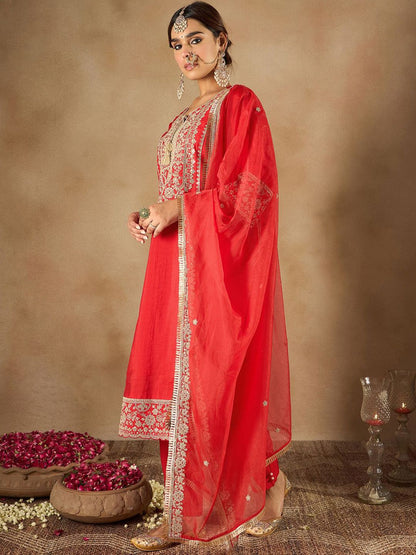 Women Ethnic Motifs Embroidered Panelled Kurta with Trousers & With Dupatta