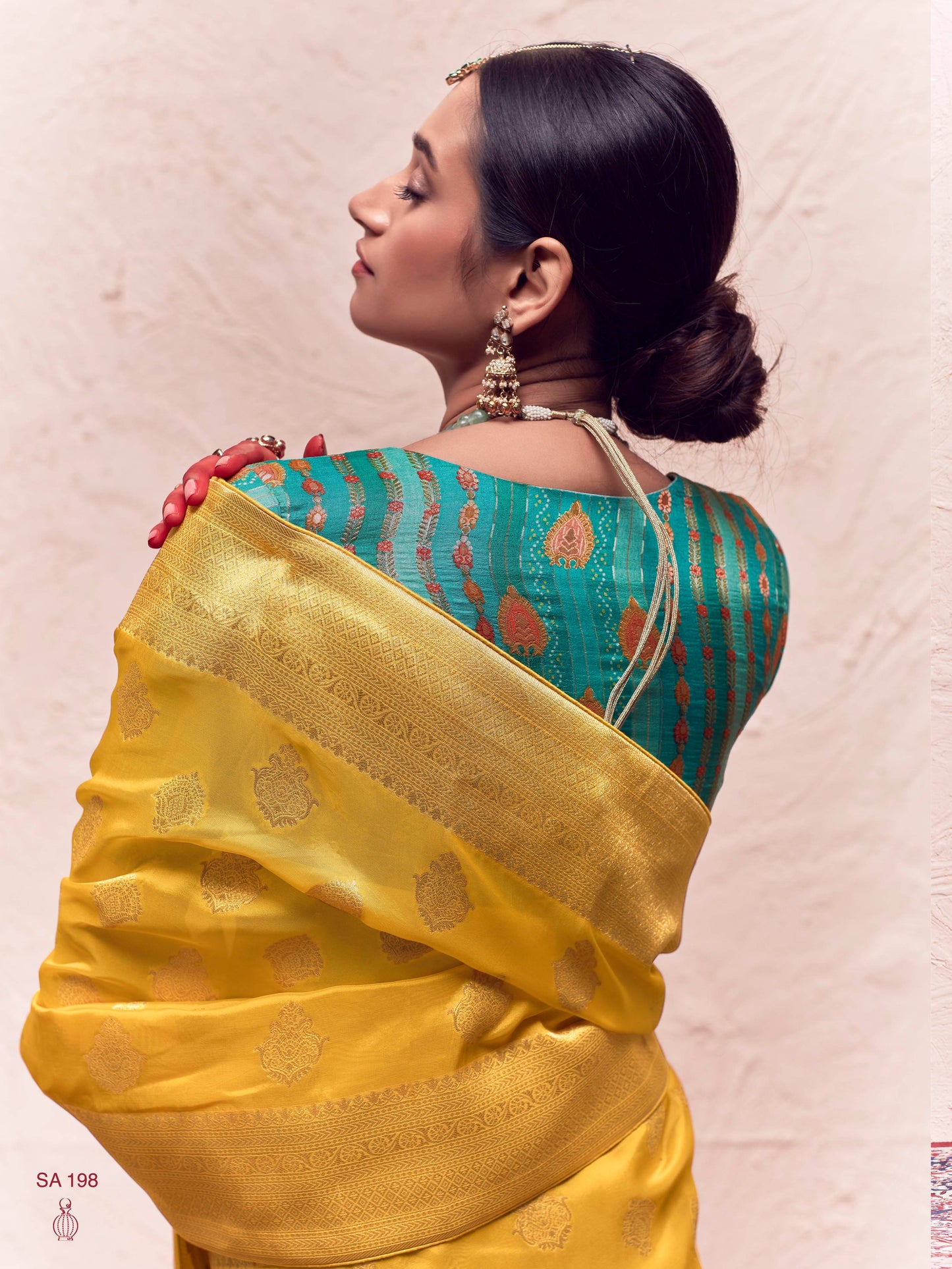 Dhiyona KM Women Yellow Premium Crepe Silk Saree With Golden Zari “ Perfect For Haldi & Festive Occasions
