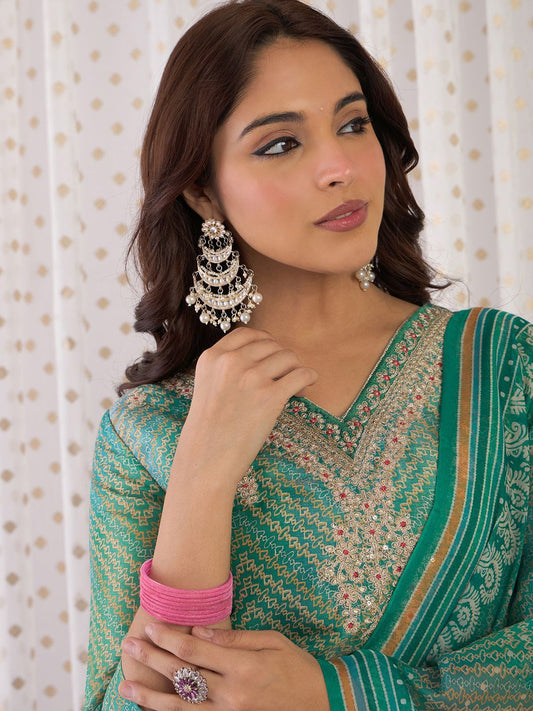 Dhiyona IE Women Floral Embroidered Regular Sequinned Kurta with Trousers & With Dupatta