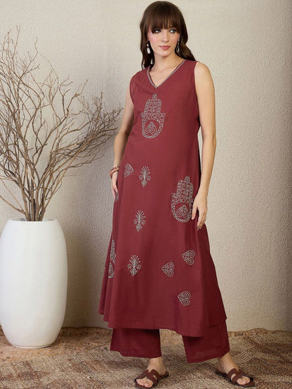 Women Woven Design Embroidered Cotton Kurta with Palazzos