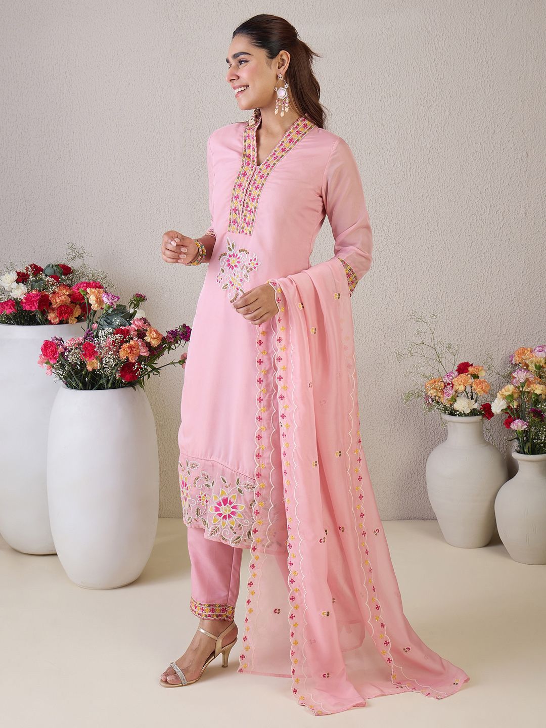 Dhiyona IE Women Floral Embroidered Kurta with Trousers & Dupatta