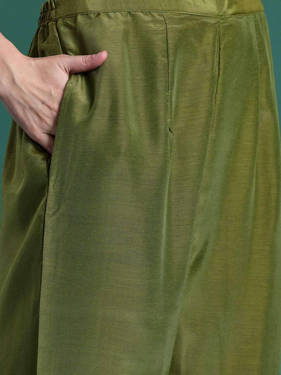 Dhiyona IE Ethnic Motifs Kurta with Trousers & Dupatta