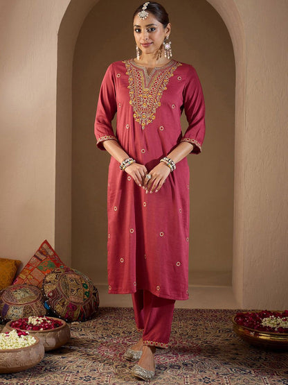 Women Floral Embroidered Regular Kurta with Trousers & With Dupatta